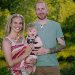 McGarry Family Photo by Pittsburgh Family Portraits by WDO Photography McGarry Family Photo by Pittsburgh Family Portraits by WDO Photography