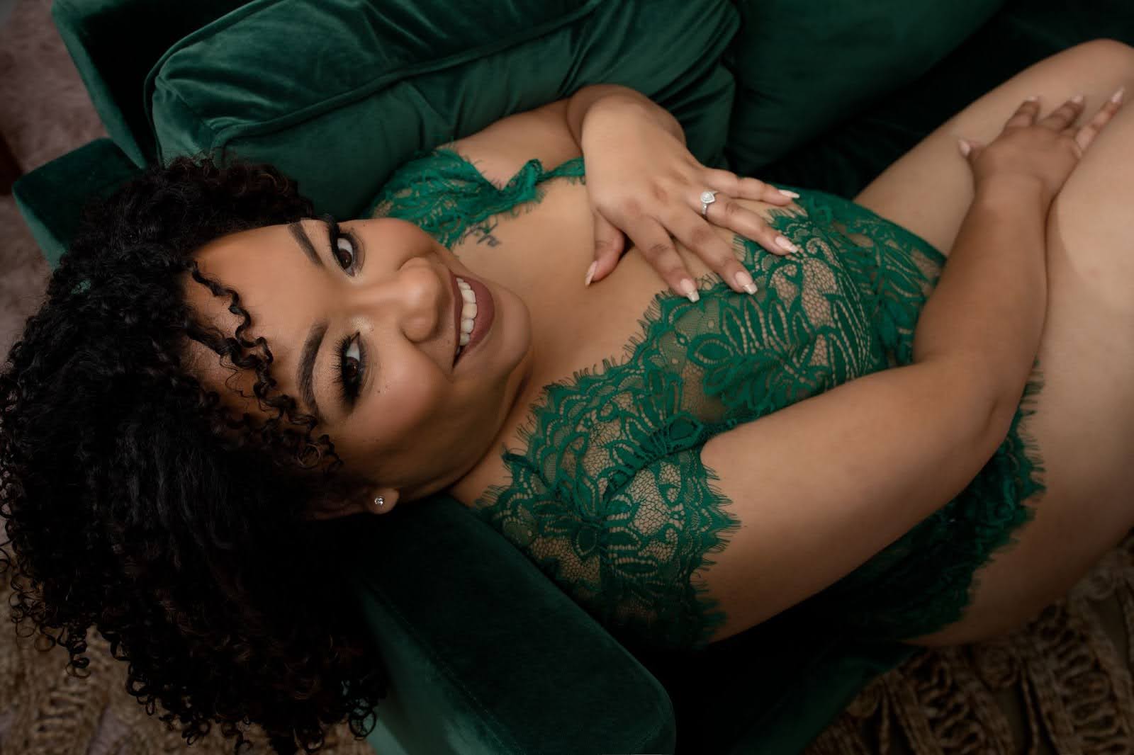 Kendra Greenberg - Boudoir Photography